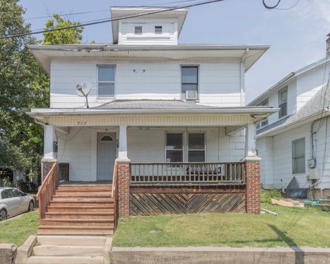 Townhouse in prime location – photo 1