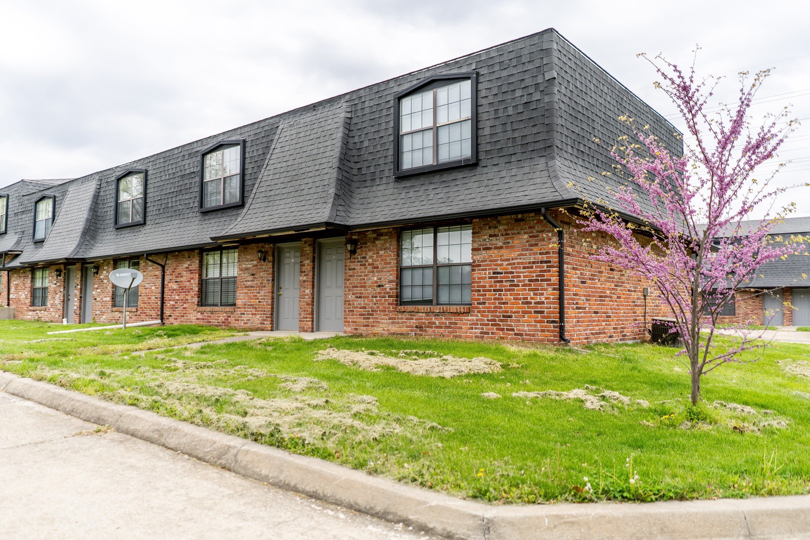 Columbia Apartment: 2808 Jacobs Place