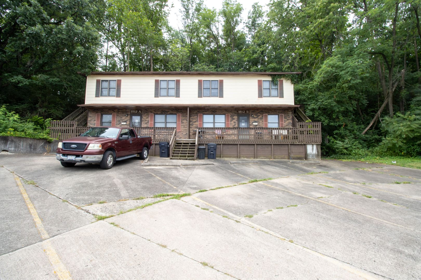 Columbia Apartment: 1813 Sunrise Dr.