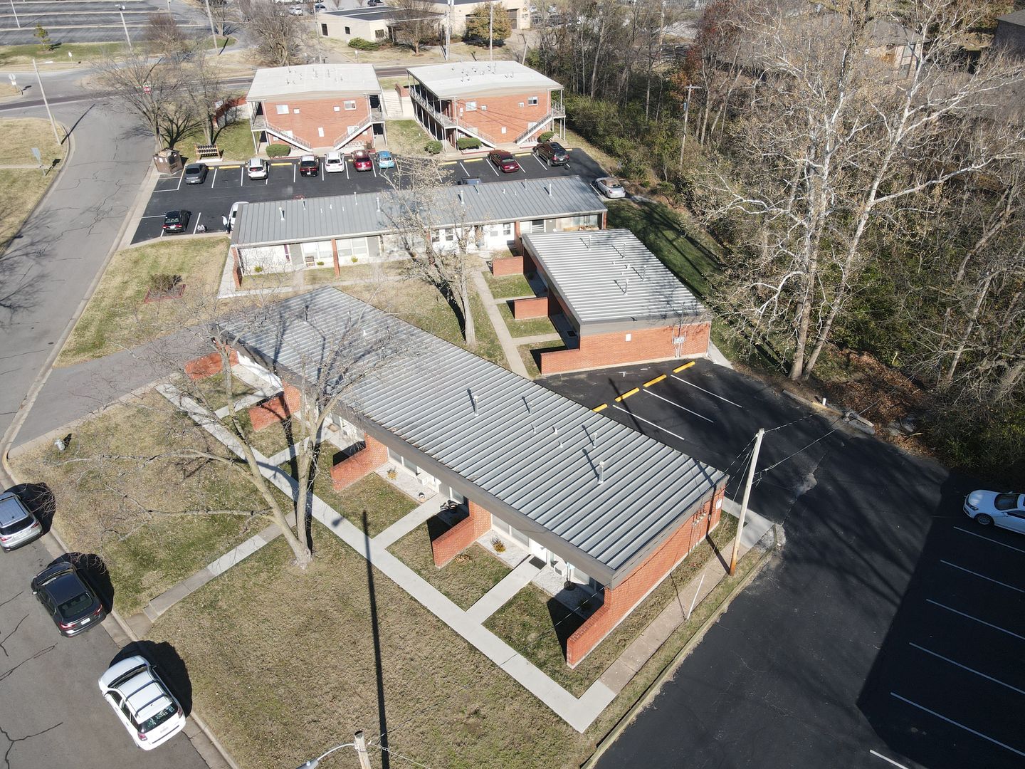 Columbia Apartment: 1033 Southpark Dr