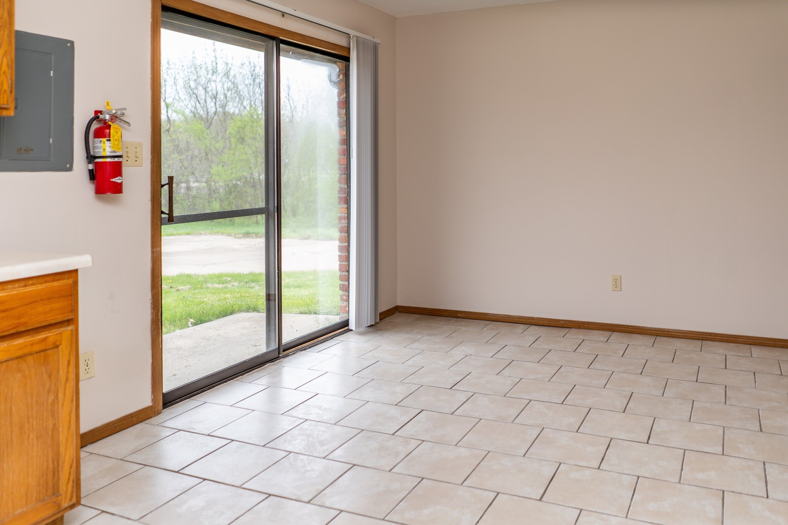 Columbia Apartment: 2808 Jacobs Place