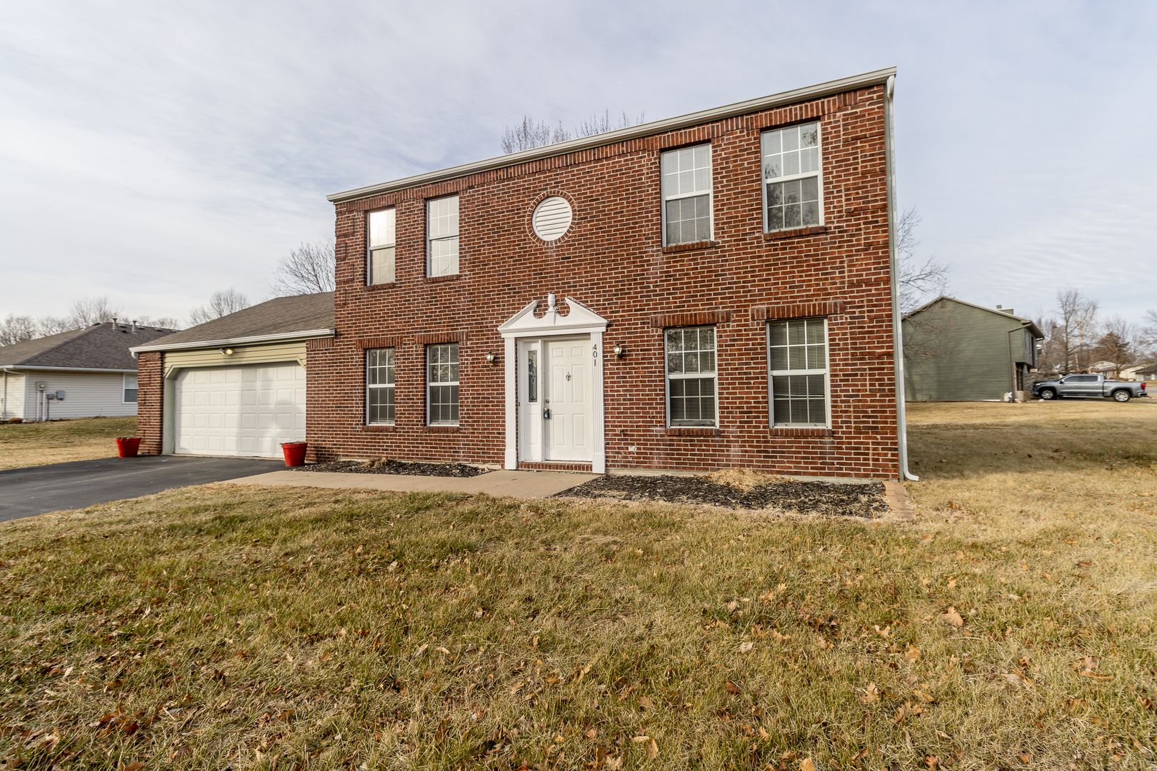 Columbia House: 401 S Brookline Dr.