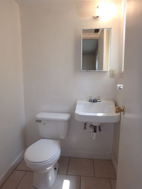 Columbia Apartment: 211 Waugh St