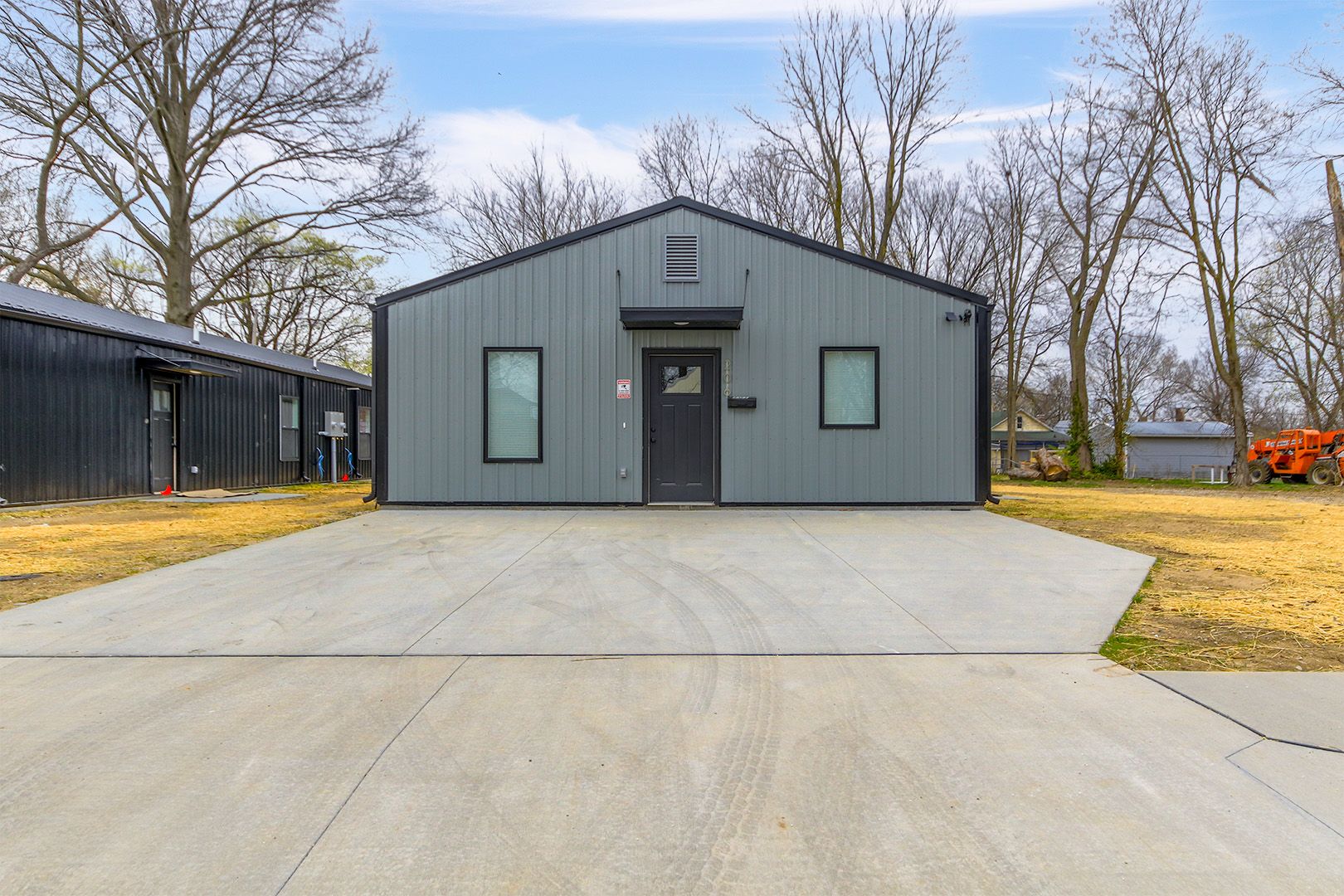 Columbia Apartment: 206 Third Ave