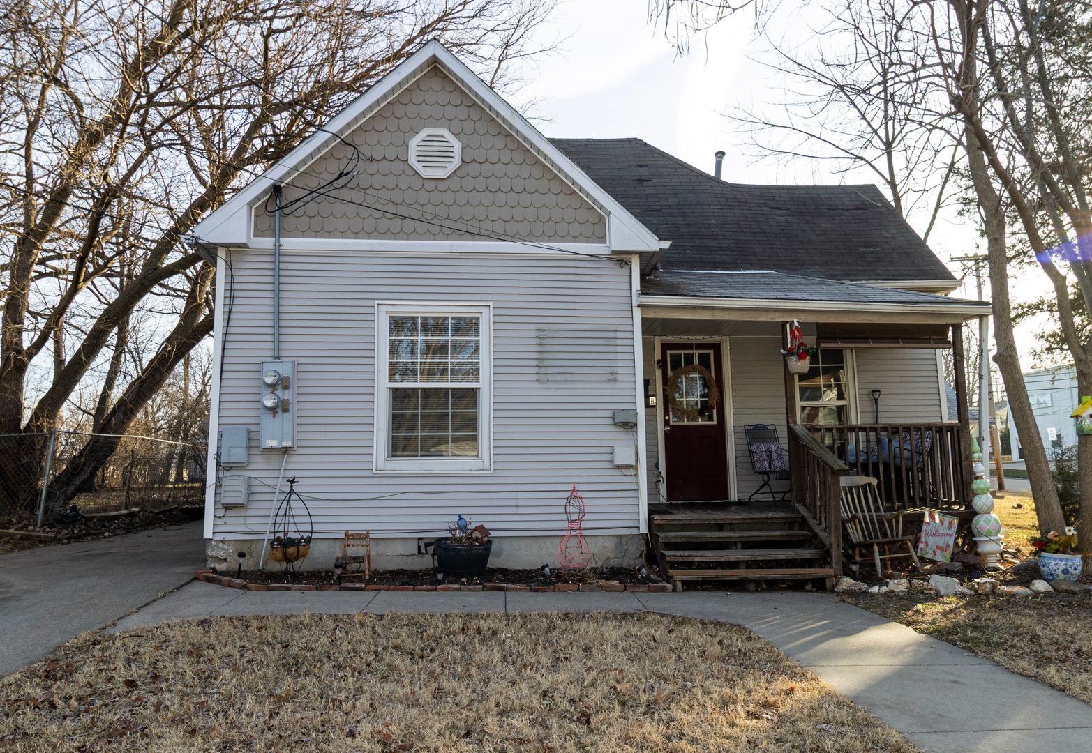 Columbia Apartment: 1102 Pannell St