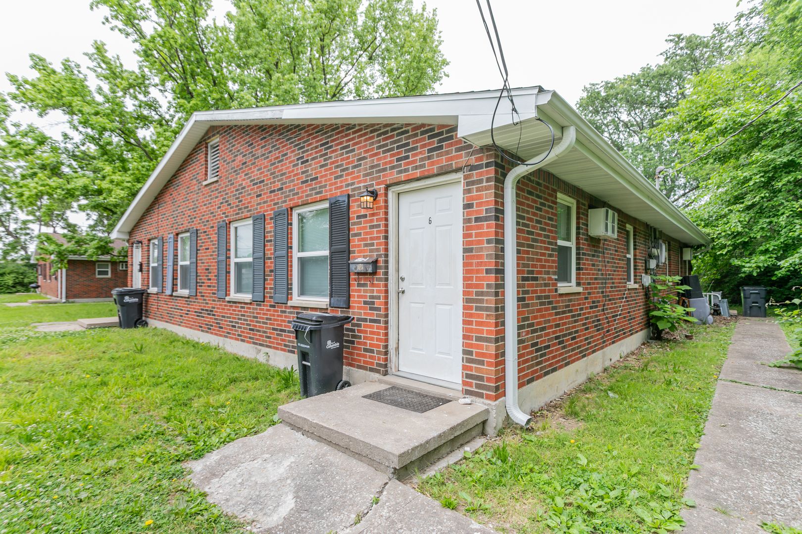 Columbia Apartment: 804 Hunt Ave