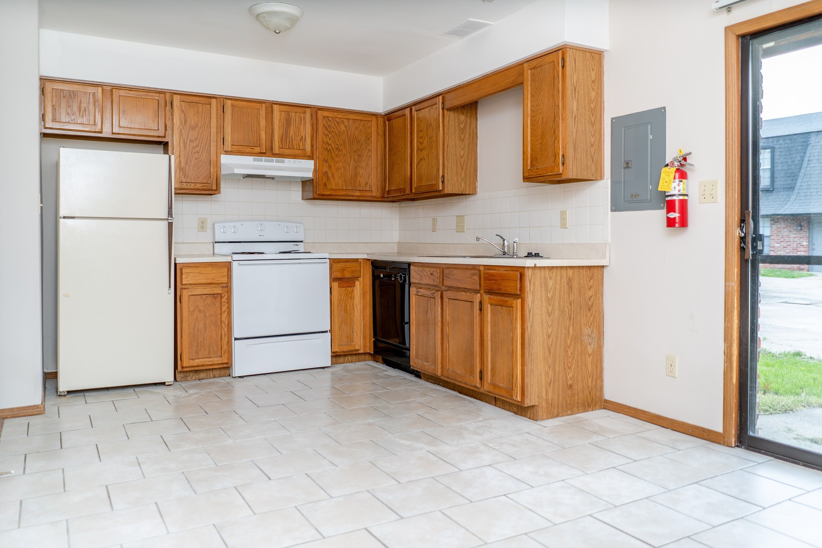 Columbia Apartment: 2808 Jacobs Place