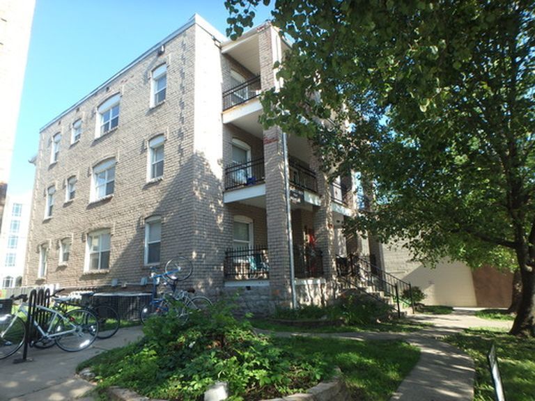 Columbia Apartment: 400 S Ninth St