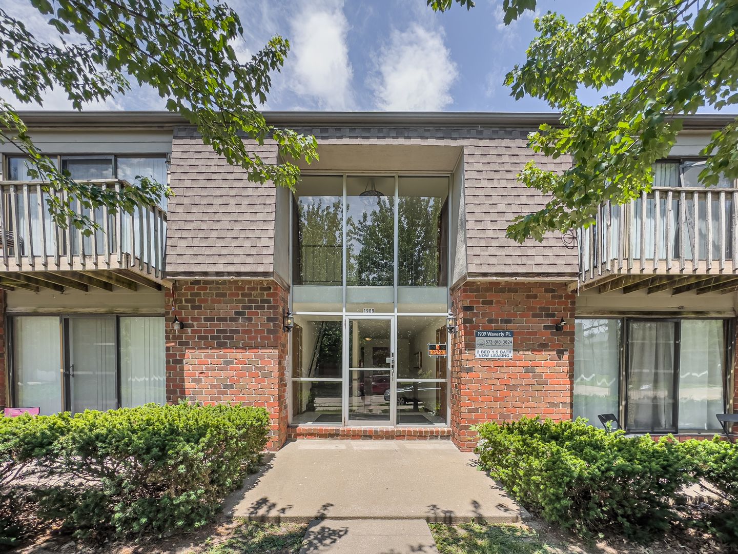 Columbia Apartment: 1909 Waverly Ct