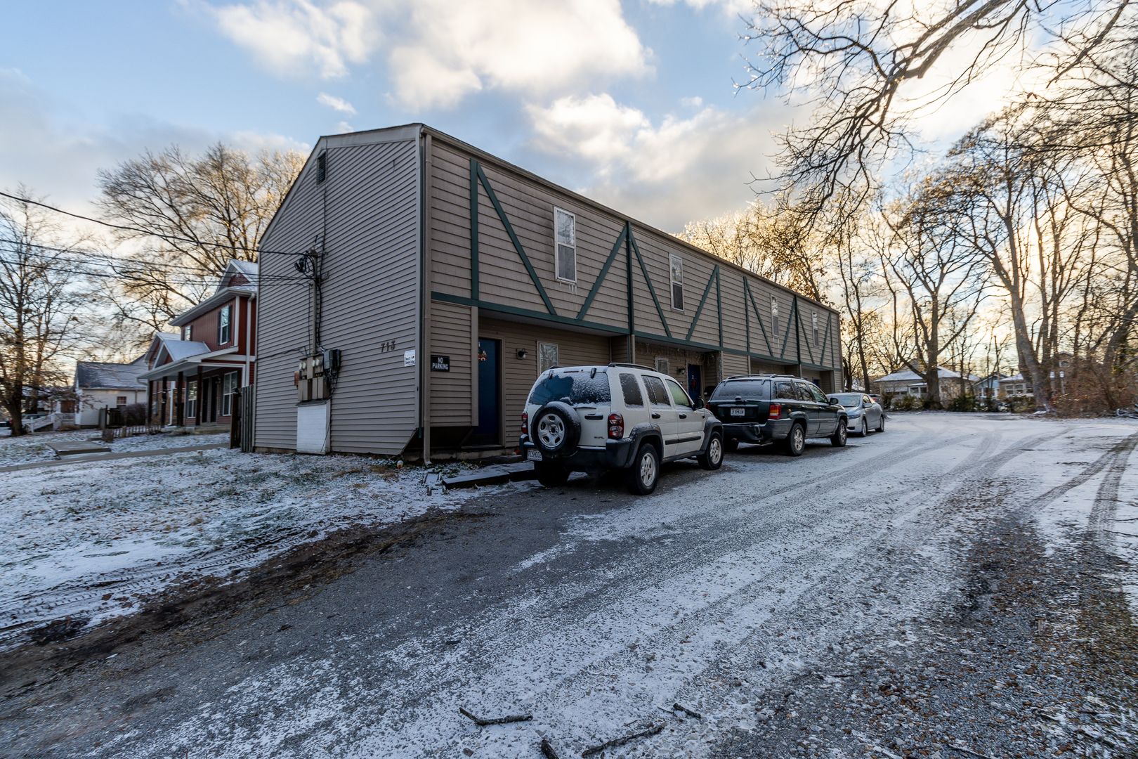 Columbia Apartment: 713 N. Ann St.