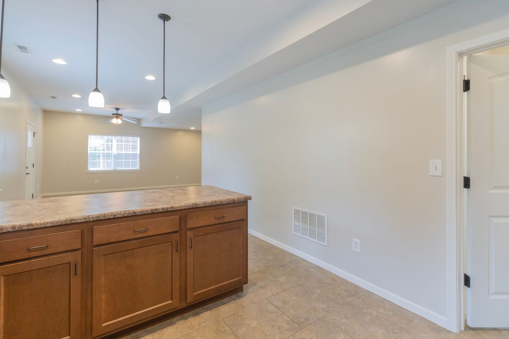 2 Bed 2 Bath Luxury Cottage 10 of 12