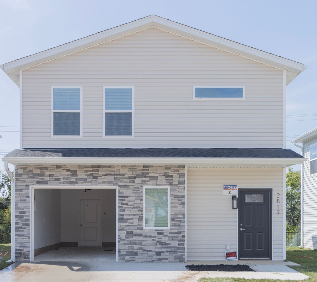 Columbia House: 2817 Emery Drive