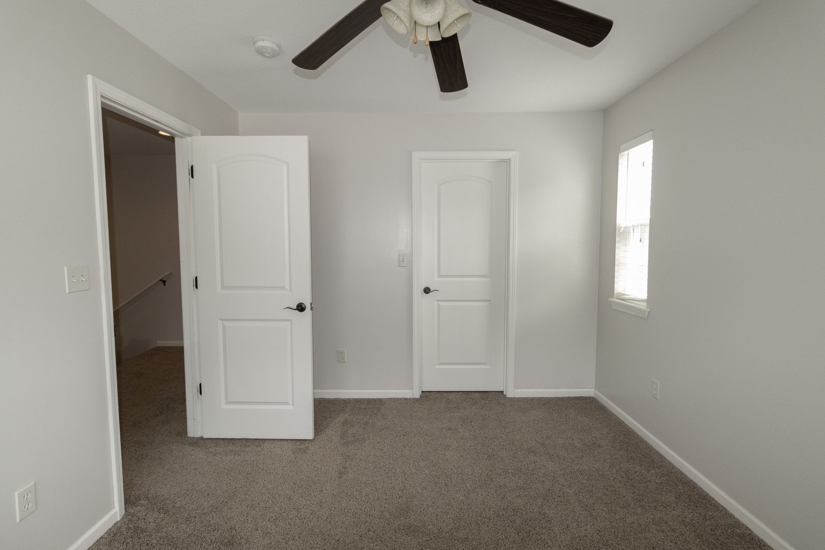 2 Bed 2.5 Bath Luxury Cottage 9 of 12