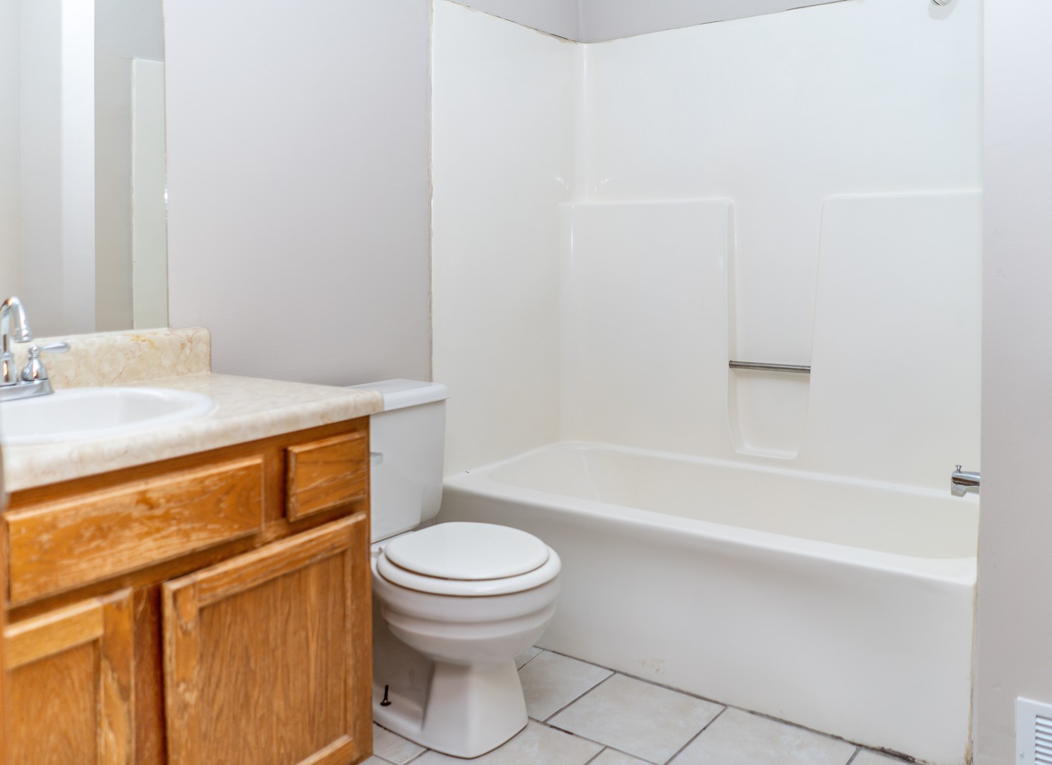 Columbia Apartment: 2808 Jacobs Place