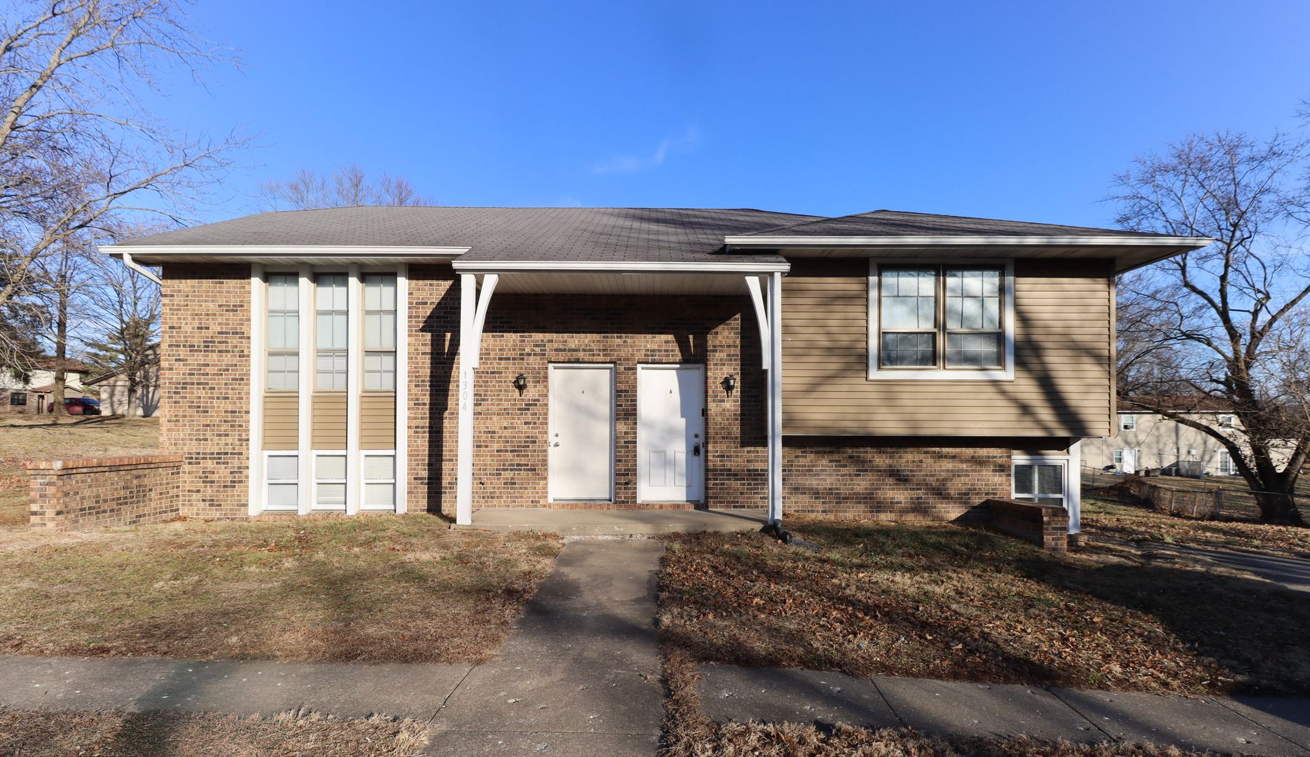 Columbia Apartment: 1304 Essex Ct