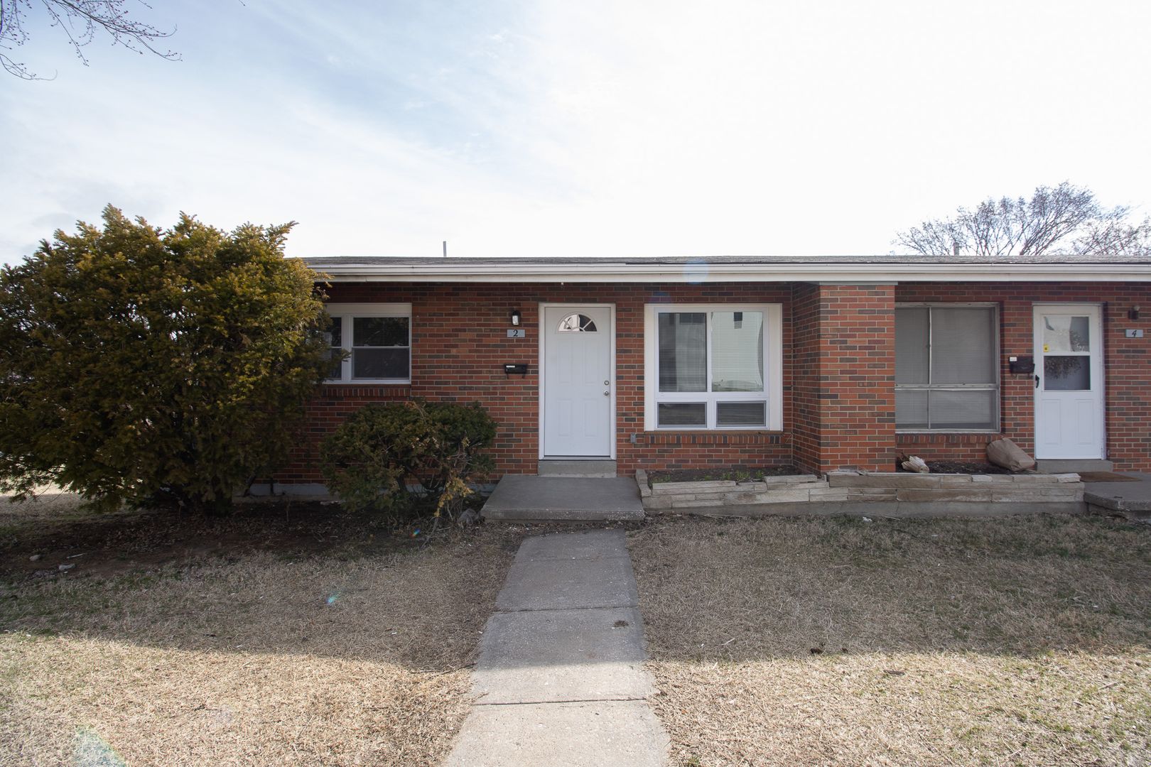 Columbia Apartment: 2-4 Fyfer Pl.