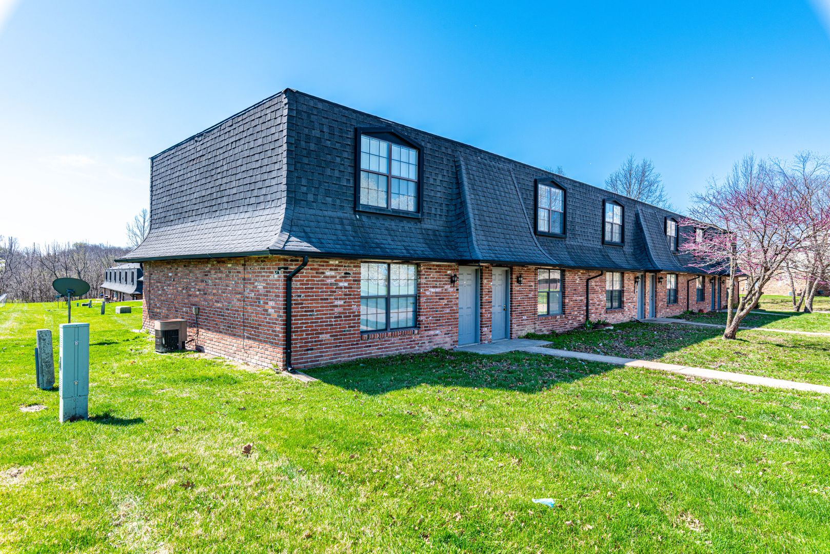 Columbia Apartment: 2808 Jacobs Place