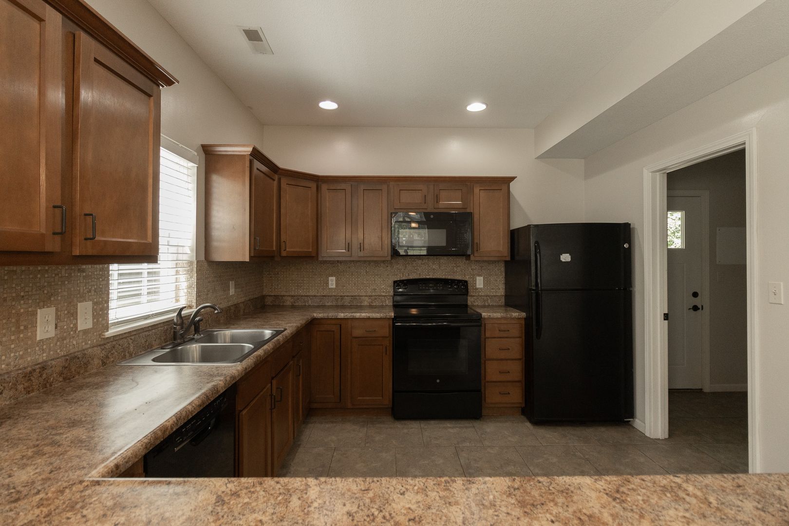 2 Bed 2.5 Bath Luxury Cottage 8 of 12