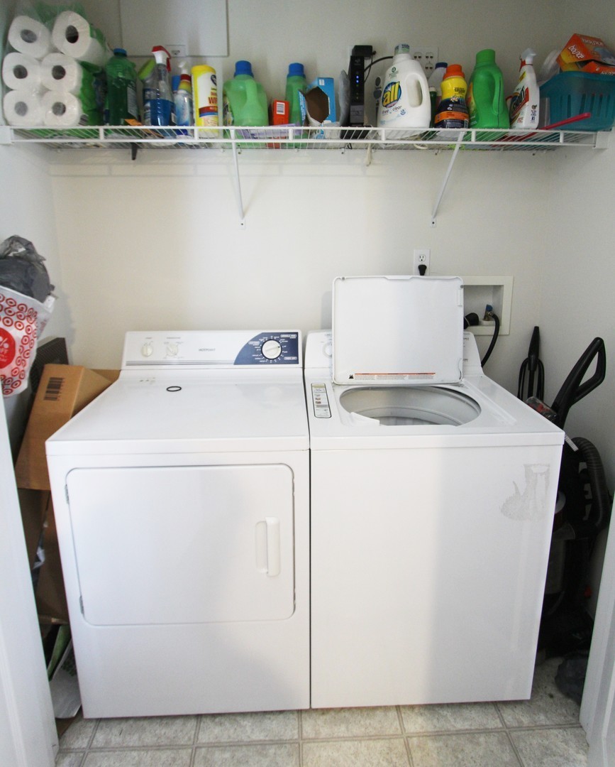 Columbia Apartment: 2601 Old Highway 63S