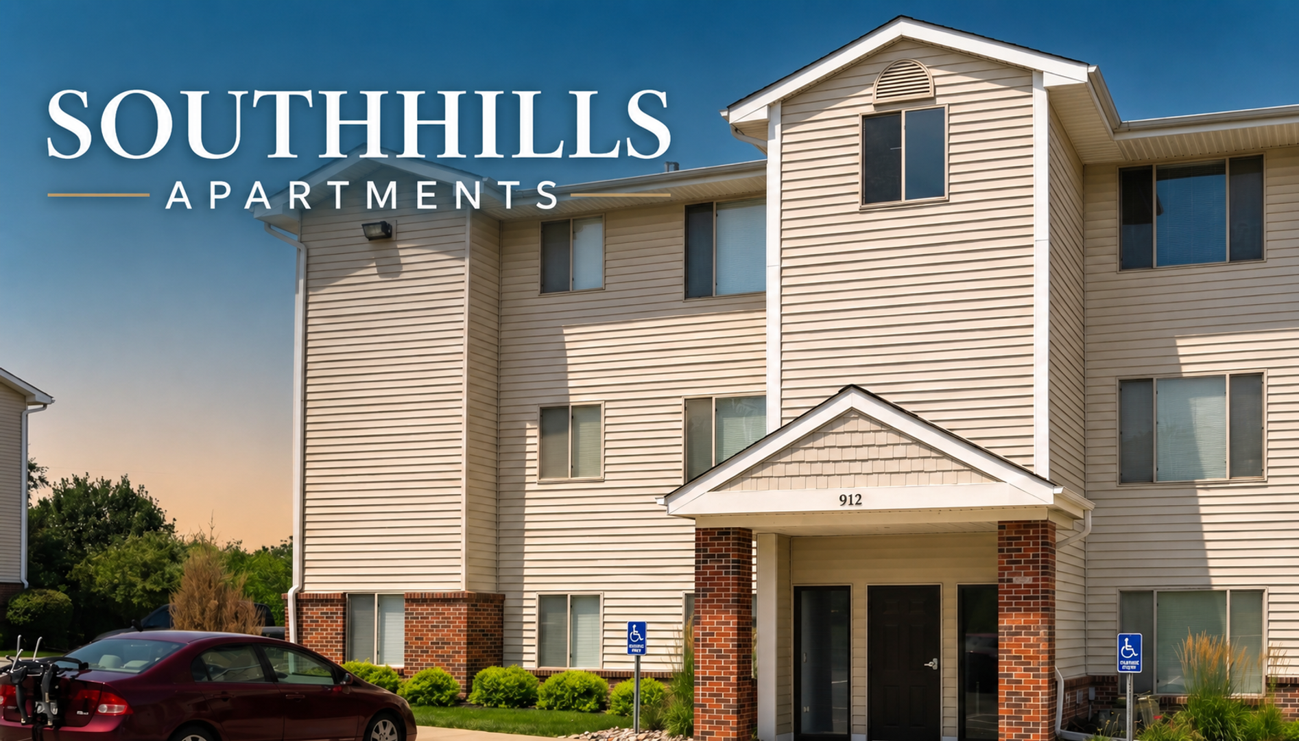 Bellevue Apartment: 904 Kasper Street