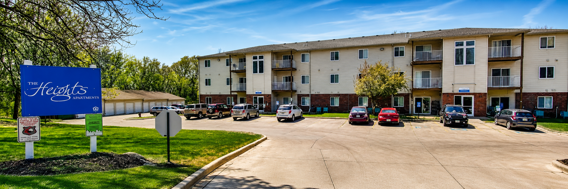 Council Bluffs Apartment: 649 Parkwild Dr