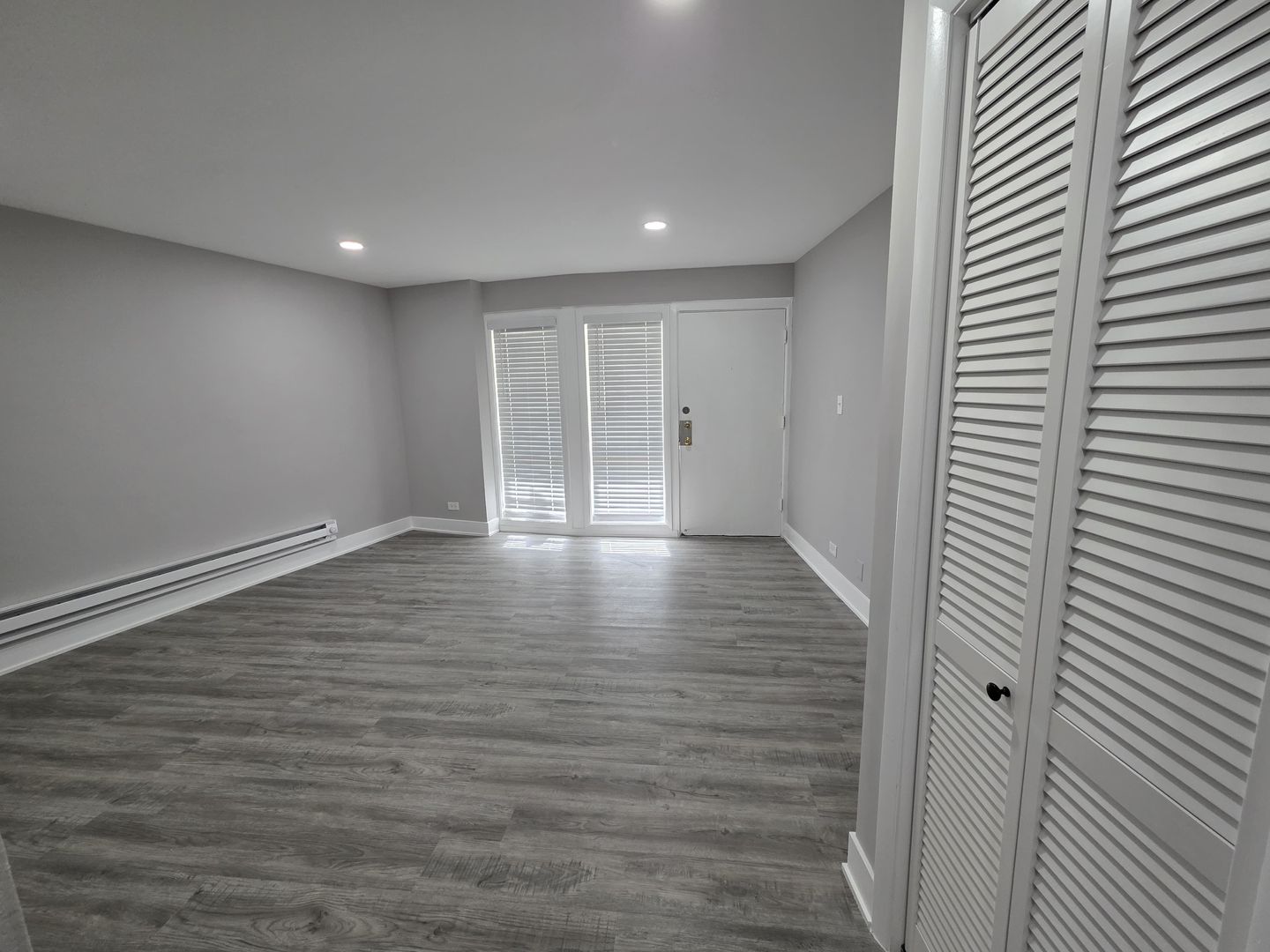 RENOVATED ONE BED APARTMENTS - $1,550.00 3 of 12