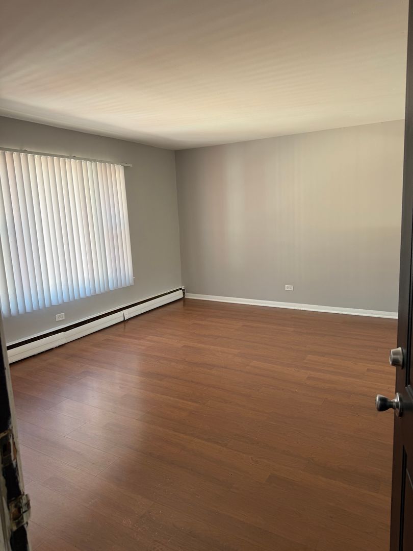 Midlothian Apartment: 3625-3646 147th PL