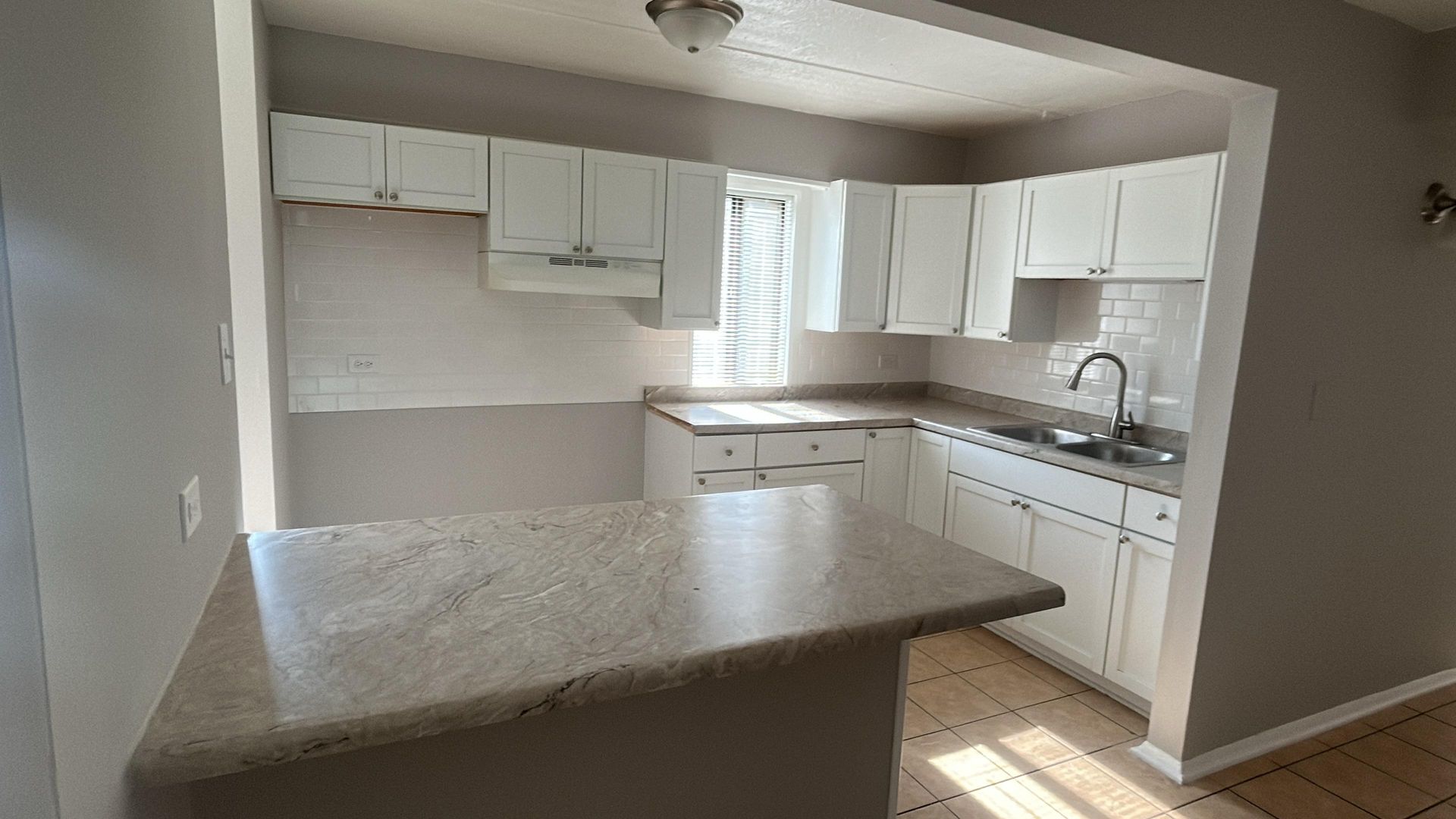 Sauk Village Apartment: 2601 Marigold Dr.