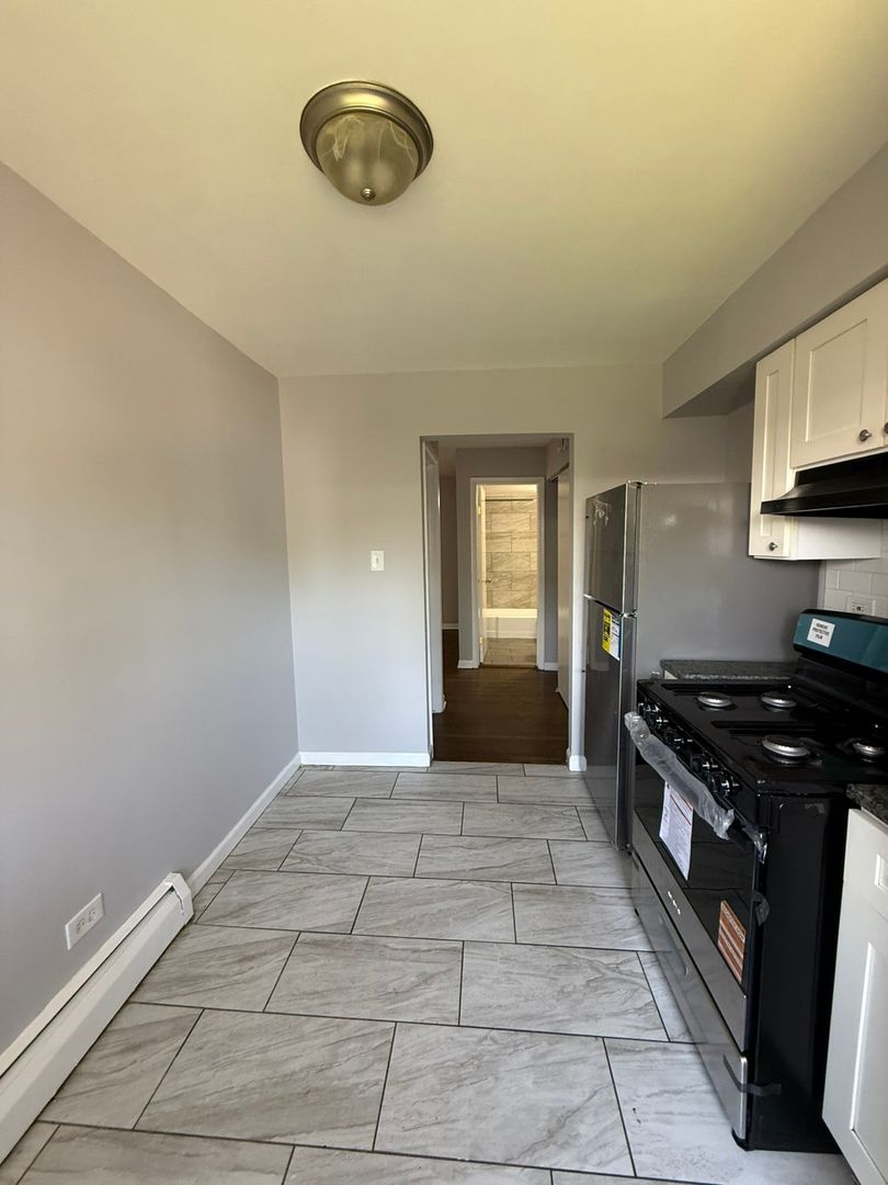 Midlothian Apartment: 3240 - 3349 W 147th PL