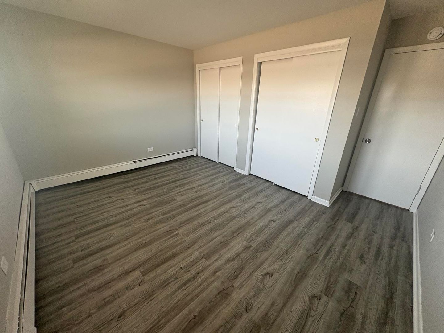 Dolton Apartment: 14251 - 14261 Pennsylvania Ave