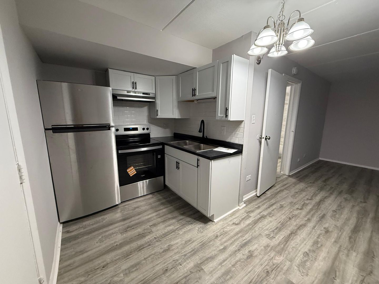 Sauk Village Apartment: 2601 Marigold Dr.