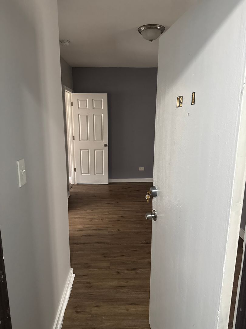 Chicago Apartment: 7000 S Stewart Ave