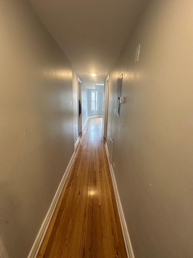 Chicago Apartment: 8317-23 S Drexel Ave