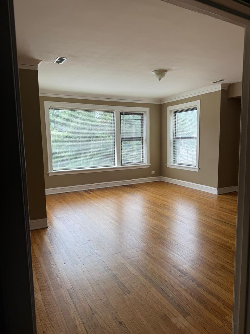 Chicago Apartment: 7607 S. Normal Ave -2N