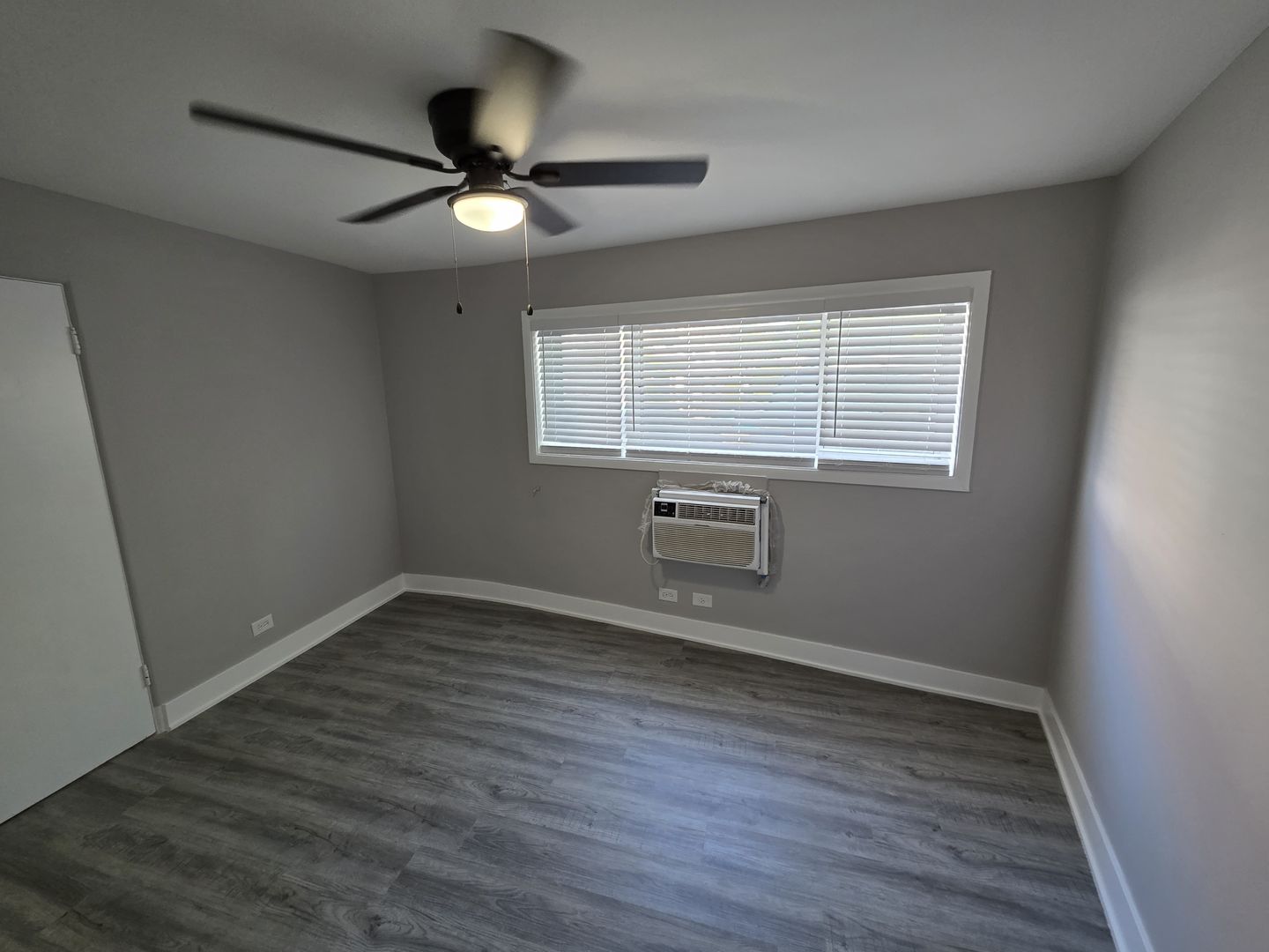 RENOVATED ONE BED APARTMENTS - $1,550.00 7 of 12