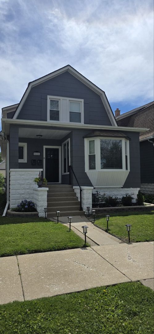 Chicago Apartment: 5605 N Keystone Ave