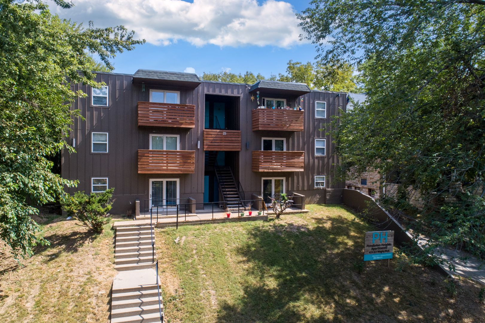 Kansas City Apartment: 423-427 Maple Blvd