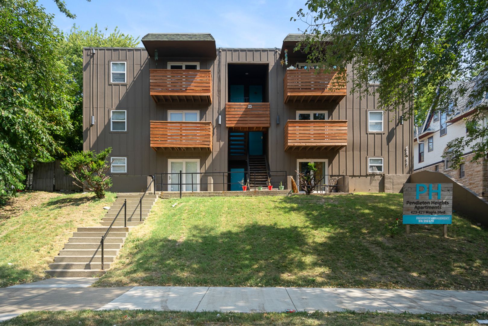 Kansas City Apartment: 423-427 Maple Blvd