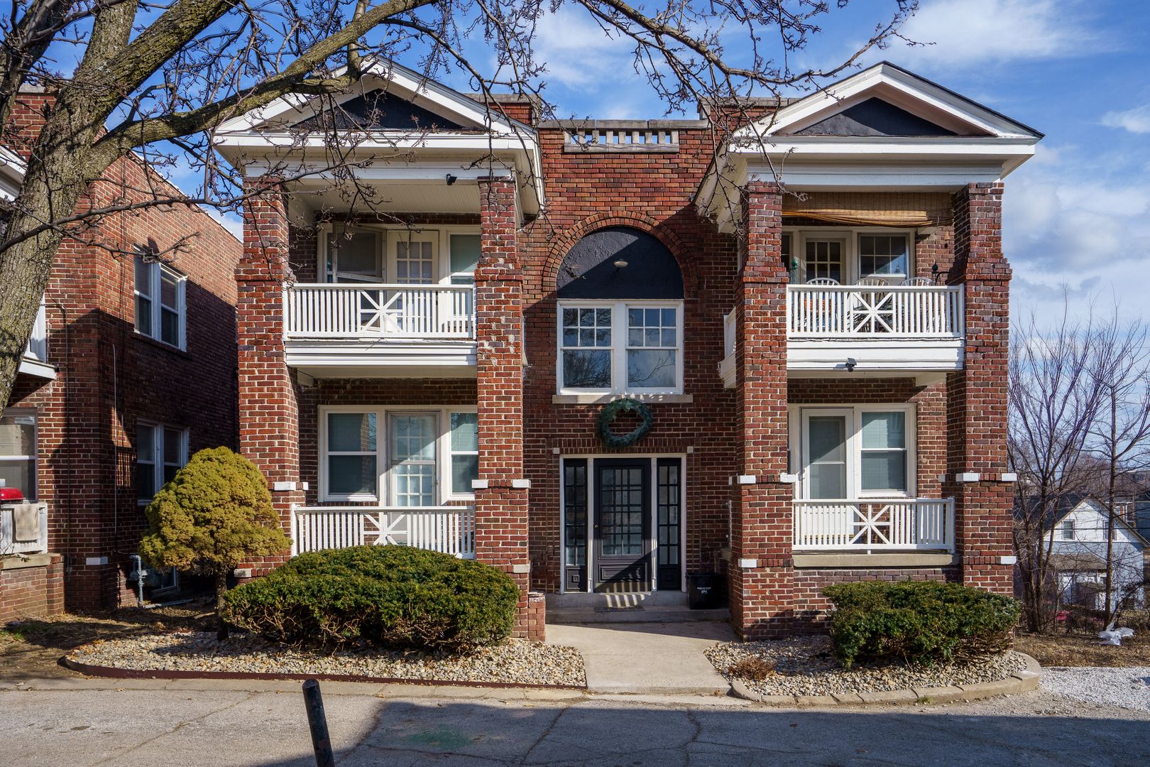 Kansas City Apartment: 2613-2615 Amie Ct