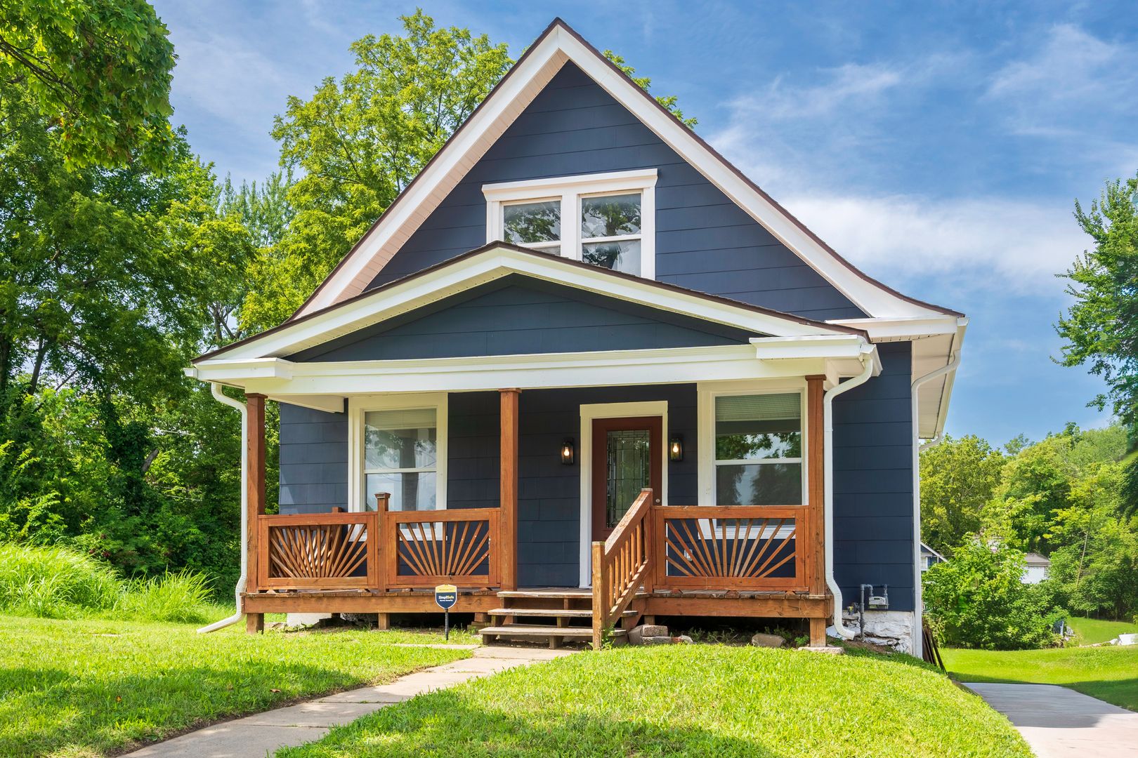 Kansas City House: 2320 Elmwood Ave