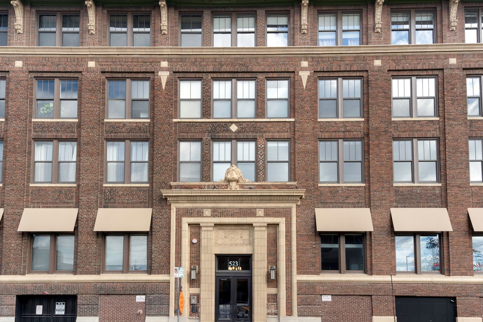 Kansas City Condo: 523 Grand Blvd Suite 3F