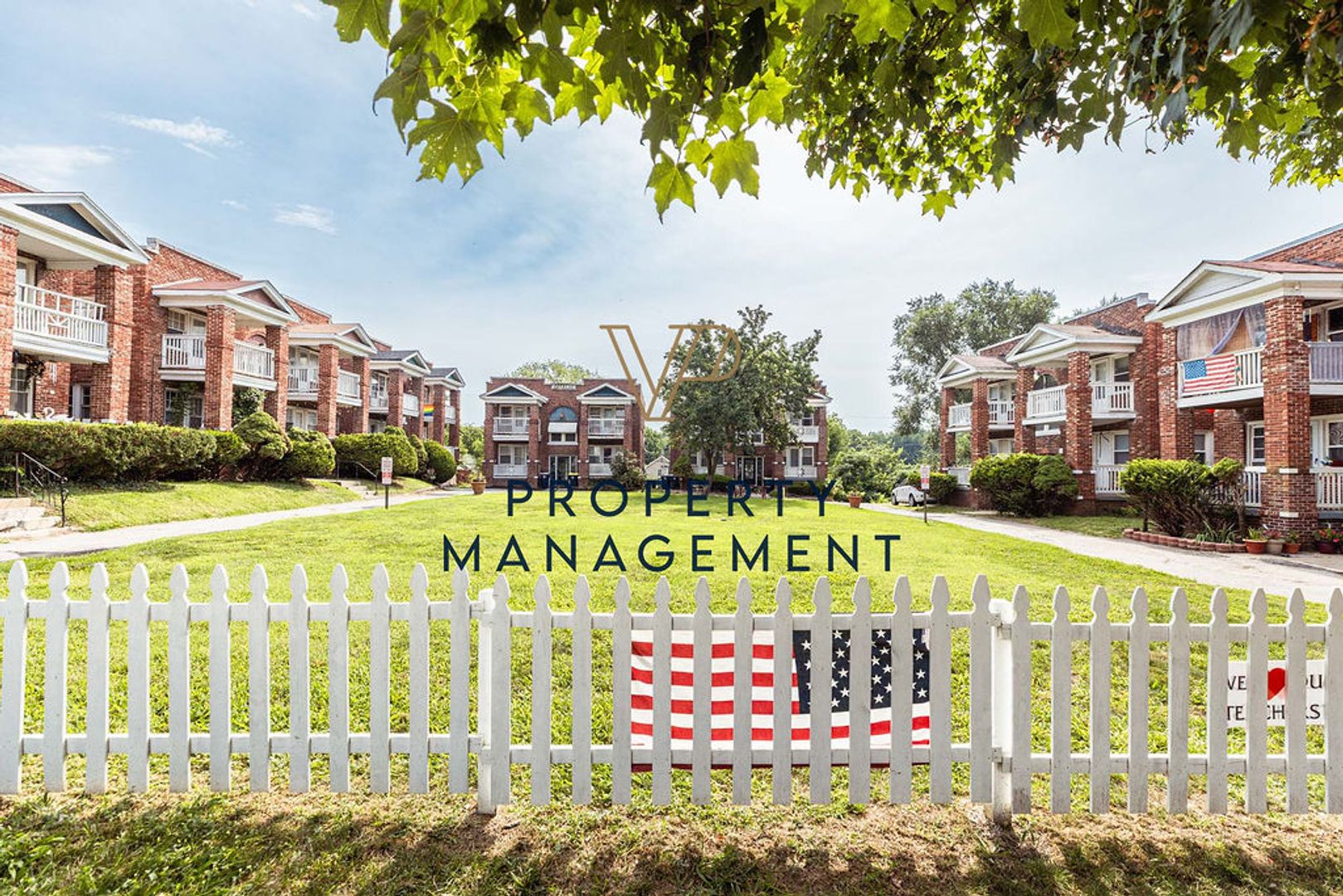 Kansas City Apartment: 2600-2614 Amie Ct