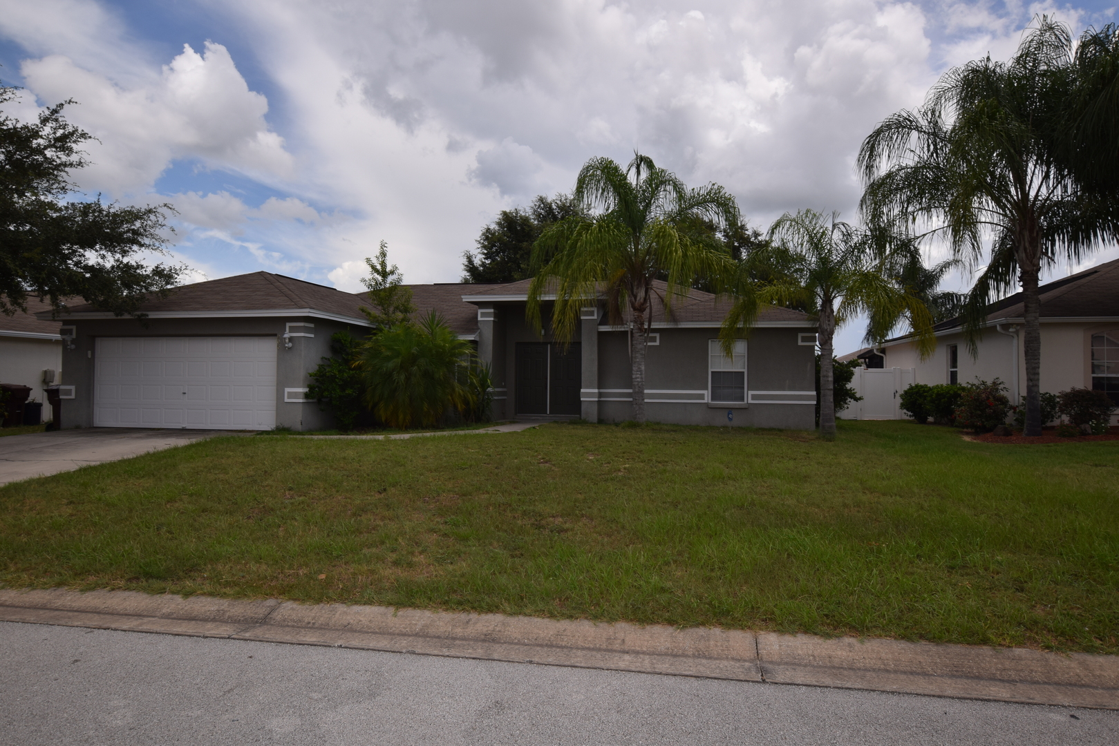 Davenport House: 206 Windridge Street