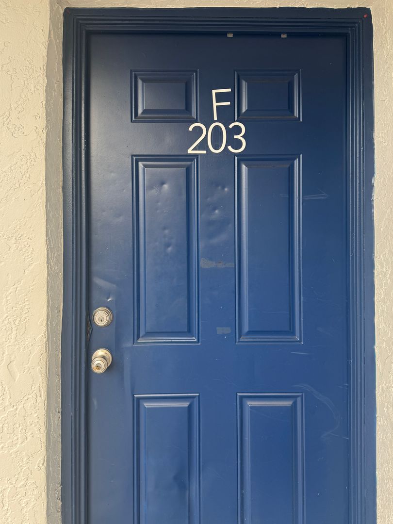 WINTER PARK House: 3651 N GOLDENROD RD #F203