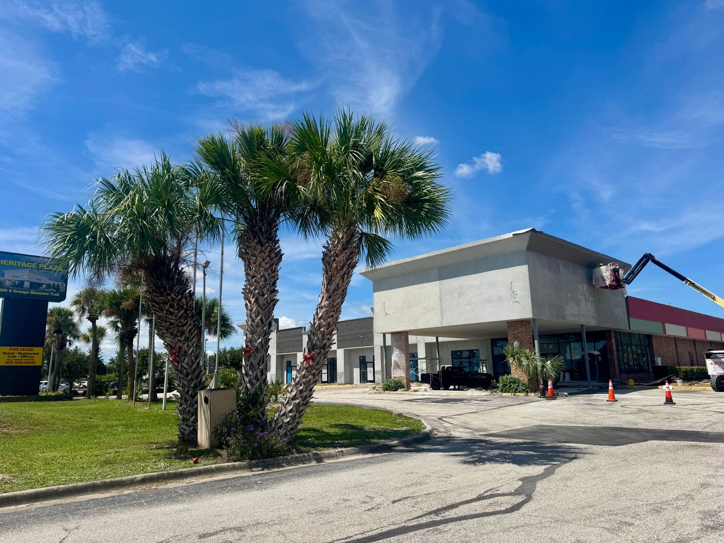 Orlando Condo: 7900 S Orange Blossom Trail #2125