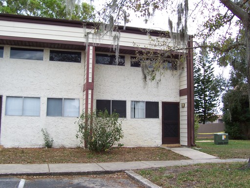 1/1.5 Condo For Rent at 3916 Crayrich Drive Orlando, FL 32839 – photo 1