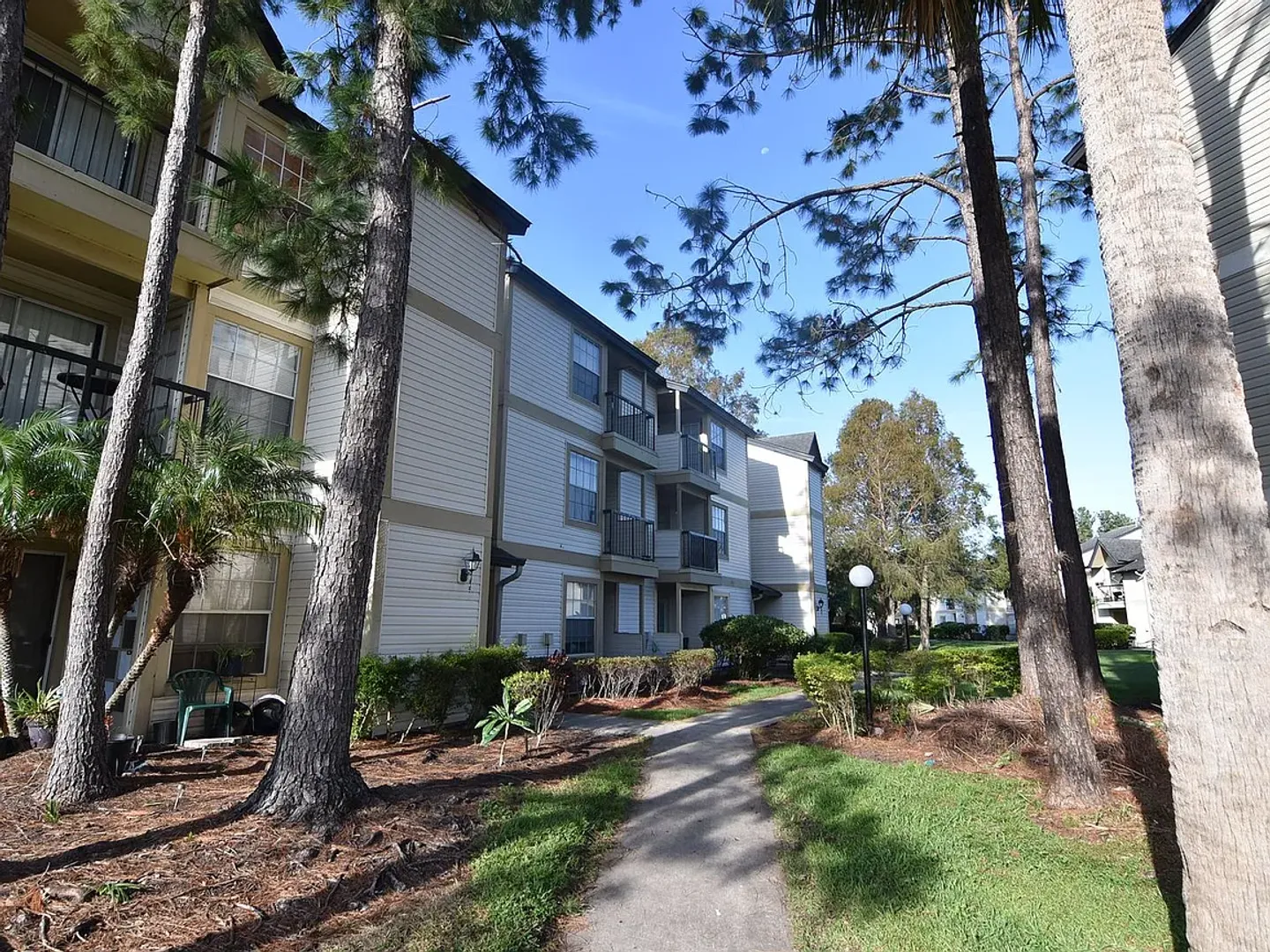 Orlando Condo: 1908 Lake Atriums Cir #15