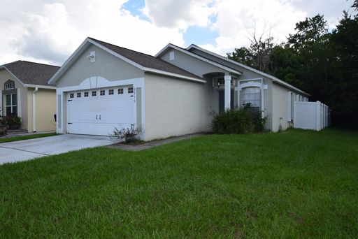 This charming 3 Bedroom, 2 Bath Single Family Home For Rent at 2216 Phonecia Ct. Orlando, FL 32837 – photo 1