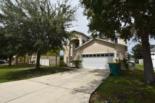 Single Family Home 4 Bedroom 2.5 Bath, 2 car garage for rent at 527 Bristol Cir, Kissimmee, FL 34758 – photo 1