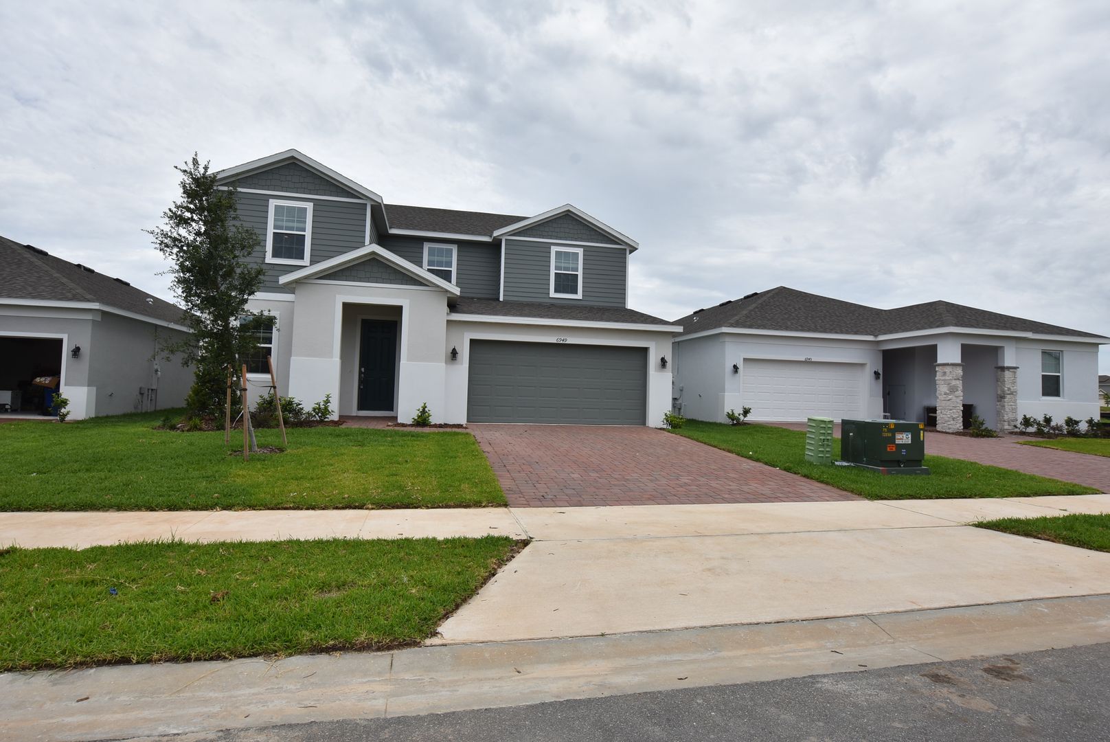Groveland House: 6949 Sunkist Way
